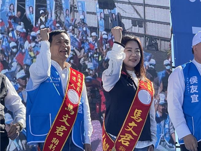 國民黨立委馬文君10日成立草屯競選總部，面對民進黨輪番抹黑攻擊，馬文君坦言自己沒做錯事不可以哭。（楊靜茹攝）