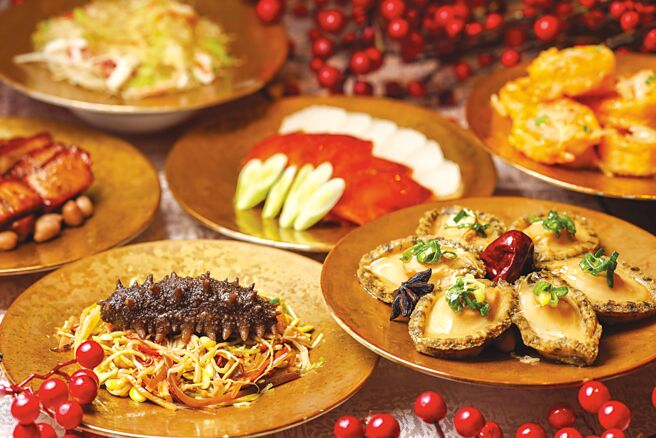 晶華軒推出高端年菜鮑參六品集，每組4,680元。圖／台北晶華酒店提供