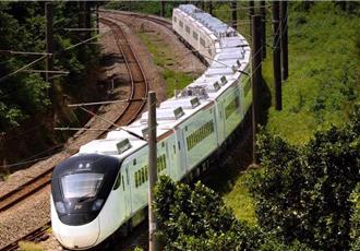 鐵道迷注意！ 台鐵首度與日本KATO聯名 明年12月推4款模型商品