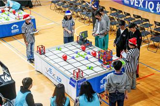 VEX机器人竞赛-科技城杯登场 280支队伍竹县竞技
