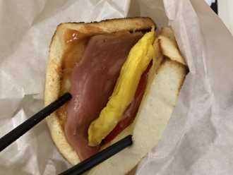 火腿蛋吐司一份50！他曝內容物嘆物價貴 網友1原因秒打臉