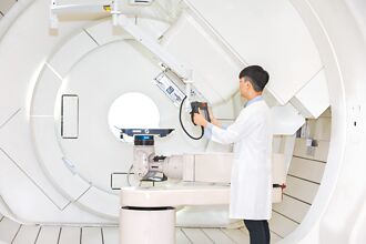 國際醫療撐起 健保不漲沒關係