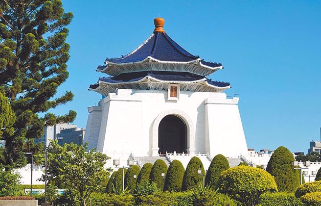 邰智源怒轰「中正纪念堂砍树设吸烟区」。中正纪念堂。（本报资料照片）