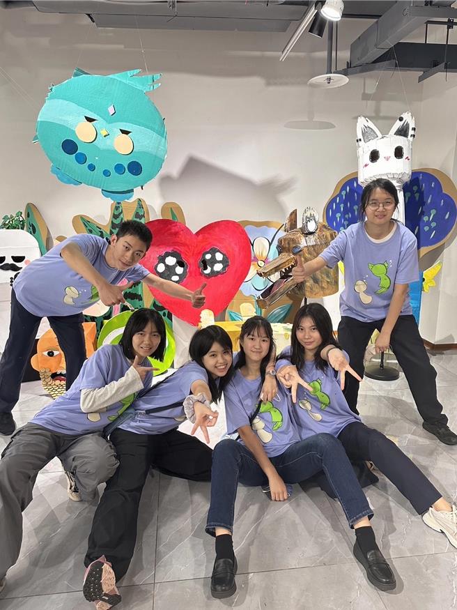 新北市淡水国中30届艺术才能美术班本月9日起在淡水沪尾休閒园区故事馆，进行为期3周的毕业成果展「艺穗物」。（淡水国中提供）