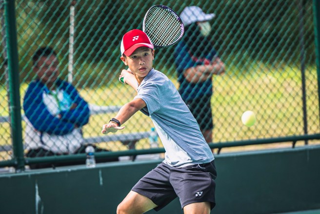 青年组冠军中华台北郑松骐。(中华民国软网协会提供)