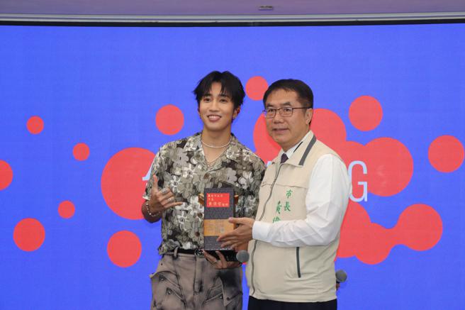 台南市府公布婁峻碩將登南瀛跨年晚會。（謝欣澤攝）
