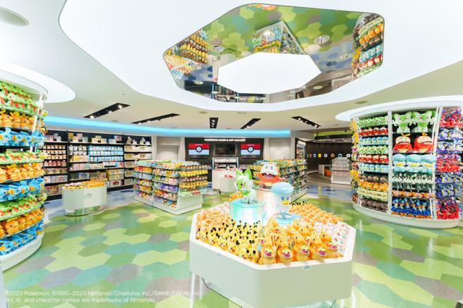 台灣首家寶可夢中心「Pokémon Center TAIPEI」於信義新天地A11正式開幕。（新光三越提供）