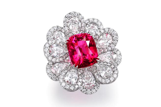 7克拉尖晶石Spinel 戒指，1210萬元。（Diamond Bank提供）