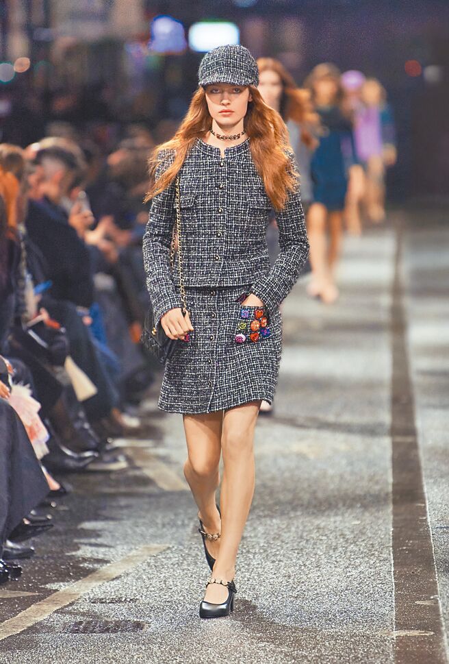 60年代的Mod风格，时至今日仍旧时髦。（CHANEL提供）