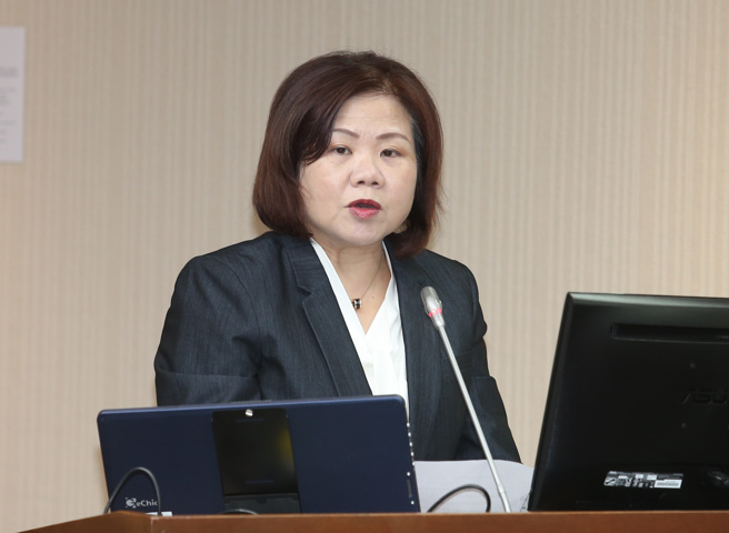 勞動部長許銘春13日前往立法院衛環委員會備詢。（姚志平攝）