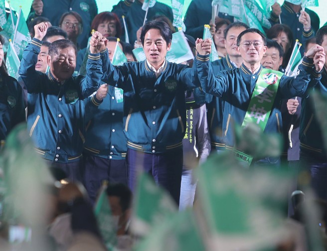民進黨總統候選人賴清德（中）。（資料照，季志翔攝）
