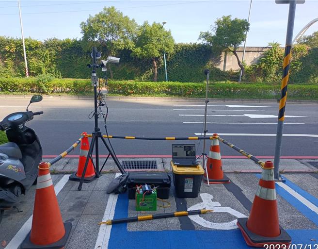 新北市環保局目前有170組噪音科技執法設備，預計明年將再增9處。（新北市環保局提供）