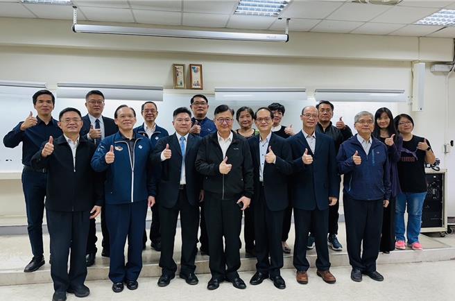 中華民國犯罪學學會13日於中央警察大學召開第15屆第1次理監事會議，由李修安博士以高票當選新任理事長。 （民眾提供）