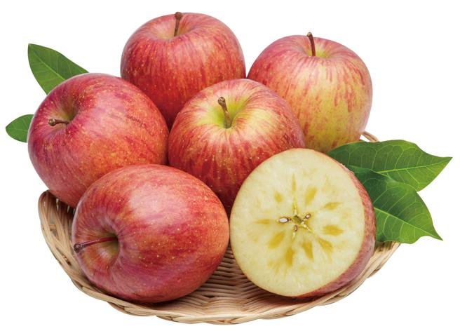 爱买量贩青森蜜富士苹果，每粒特价49元。（爱买提供）