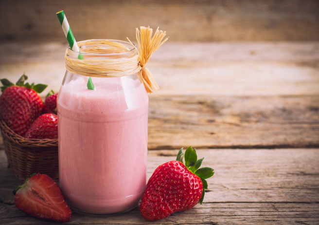 女子點了7杯無糖木瓜牛奶，離開半小時，居然折回說不好喝要退錢。（示意圖／shutterstock）