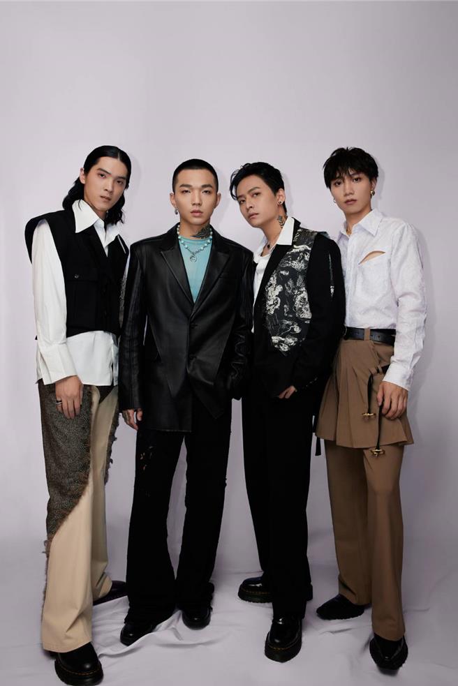 「傻子與白痴」將在喔北搖音樂節演唱新歌。（臺北流行音樂中心提供）