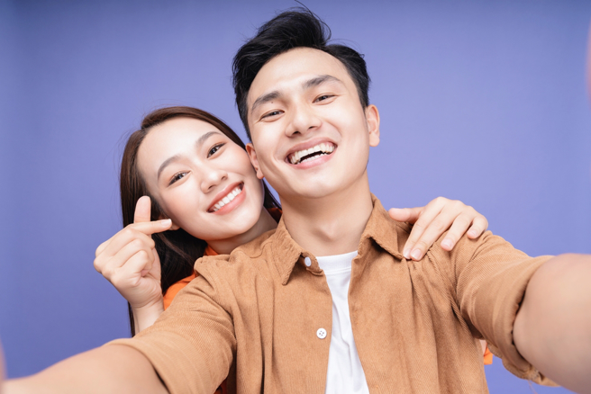 属鼠＋属牛在一起很幸福，他们彼此理解，凡事包容，是人人称羡的幸福佳偶。（示意图／达志影像／shutterstock）