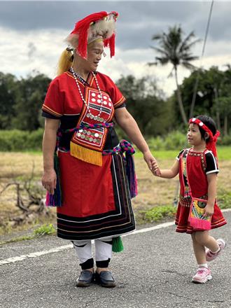 跟孩子說族語是幸福的事！ 花蓮優秀族語保母及幼兒獲中央肯定