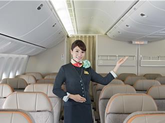 世界旅遊大獎杜拜頒獎 長榮航空獲選最佳豪華經濟艙