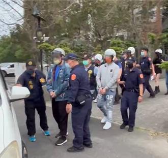 2高雄男遭擄「8人狂毆」險死     1嫌憂出人命「打暗號」向警求援