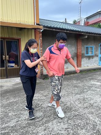 急症患者康復返家無人照護  為恭醫院整合銜接居家醫療