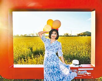 彰化二林蕎麥花盛開 雪白花海如韓劇