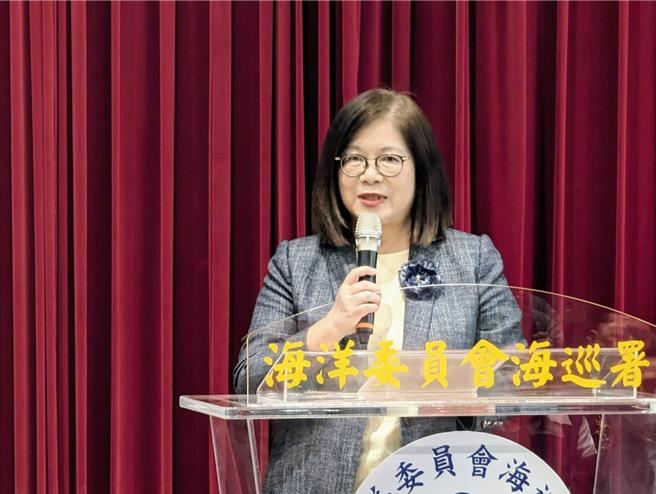 海洋委員會主任委員管碧玲14日出席海巡署查獲走私記者會時表示，台灣的海洋不容私梟、毒梟暢通無阻。（張志康攝）
