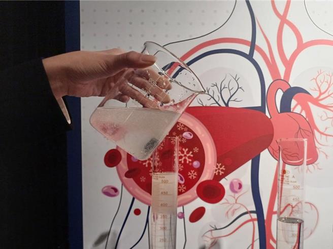 華氏巨球蛋白血症（WM）是罕見的淋巴瘤，患者體內的免疫球蛋白（IgM）過度增生，導致血液黏稠。（王家瑜攝）