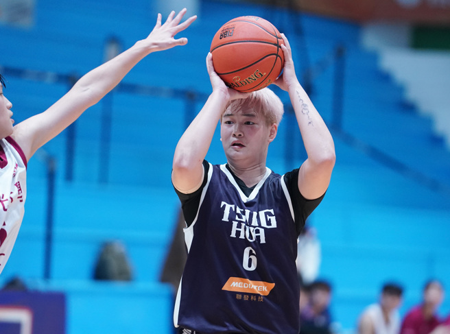 清華大學丁芷容37分創UBA個人生涯新高，另有13籃板、7助攻。（大專體總提供）