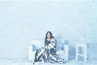 等了9年！Ella歲末宣布喜訊 激動淚灑：像禮物一樣