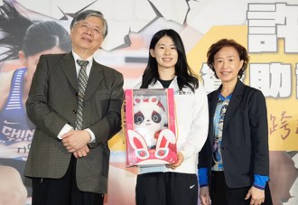 富邦人壽贊助台灣聽障跨欄國手許樂 塑造更多台灣之光