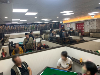 退休警以合法掩護非法 開棋牌社暗藏麻將賭博