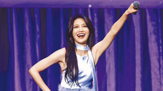 嫩男不认识「少女时代」 秀英被搭讪急搬出男友郑敬淏