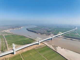 八縱八橫之一 濟鄭高鐵全線通車