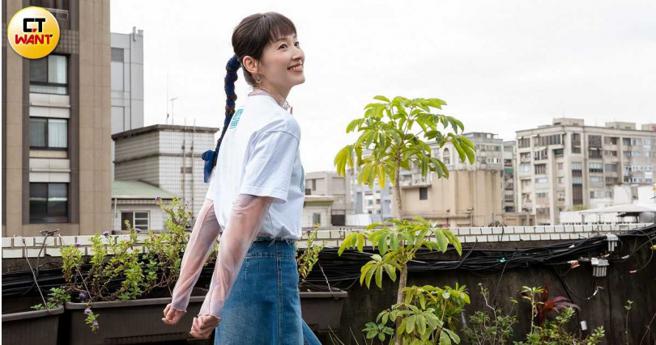 田中千绘对台湾和日本都有深厚的情感，两边都割舍不下。（图／焦正德摄）