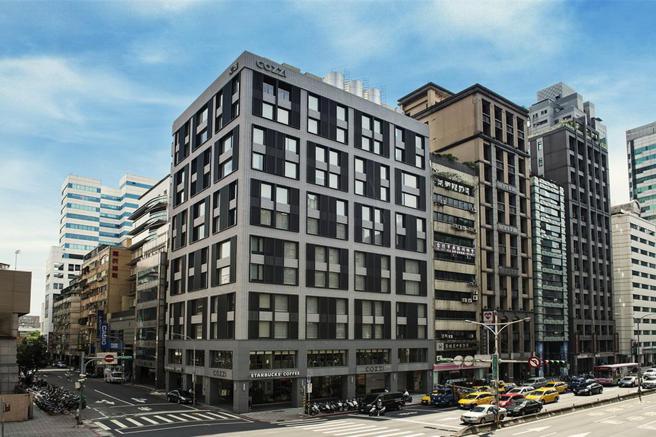 靠近台北捷運善導寺站6號出口的和逸飯店台北忠孝館，推出三天二夜跨年住房專案。圖／和逸飯店台北忠孝館