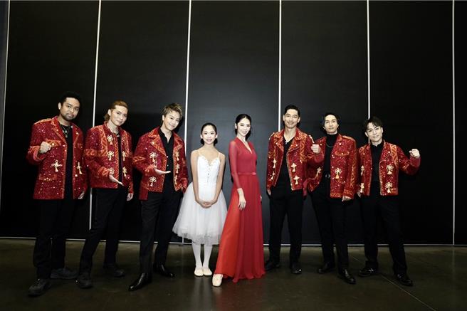 廖奕琁與國民姐夫Akira共舞《Ti Amo》。（凱渥提供）