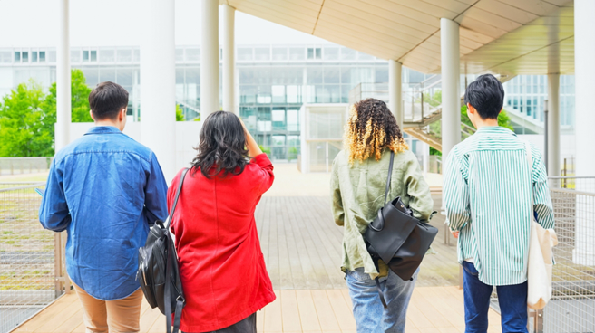 错误讯息！6大学退场学生被迫转校，真实人数曝光不是6万人。（示意图／Shutterstock）