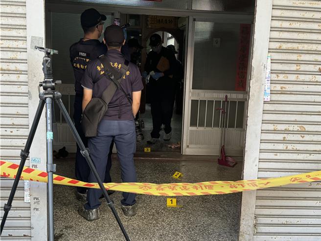 歸仁區13日驚傳兒弒母的天倫悲劇，許男案發後自殘「想跟媽媽一起走」。（曹婷婷攝）