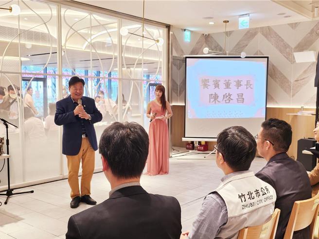 「飨宾」董事长陈启昌表示希望以棉薄之力唤起大眾一起为财团法人天主教华光社会福利基金会尽一份心力。(飨宾餐旅事业提供)