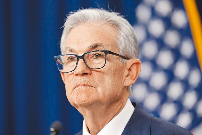 鲍尔表示，即便美国经济未在明年陷入衰退，Fed仍愿意降息，因为「那是经济朝向正常化，不需要紧缩政策的迹象。」。图／美联社