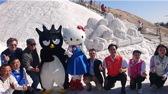 七股「一見雙雕藝術季」 9座三麗鷗卡通鹽雕圍繞鹽山