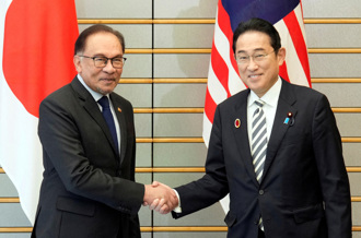 岸田與安華會談 日本將提供大馬救難艇及無人機