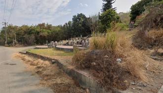 高雄觀音山現靈異！他啜泣唸「對不起」身體扭曲135度 後腦勺貼車牌嚇死了