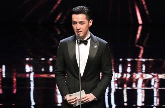 胡歌出席活動工作人員挨罵不做事 釣出本尊霸氣回應