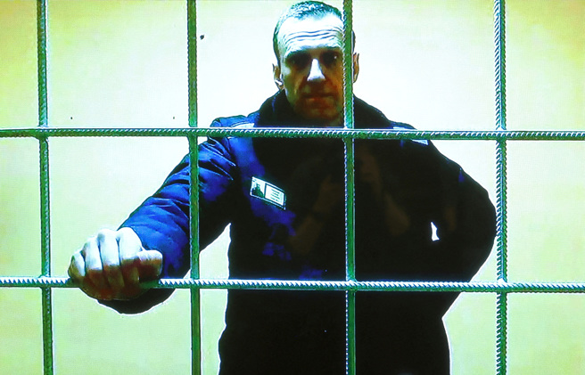 正在服刑的俄罗斯反对派领袖人物纳瓦尼（Alexei Navalny）从首都莫斯科附近的一座监狱被带走，转移到一个未透露的地点。（图／路透社）
