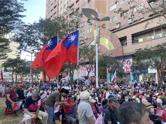 李明璇竞总成立。（洪靖宜摄）