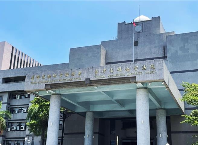 吕姓下士在营区上网赌博，高雄法院依在营区赌博罪判20日可易科罚金。（本报资料照）