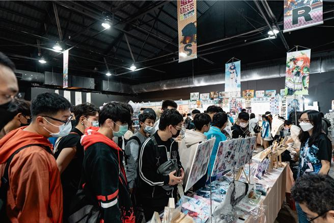 驳二动漫祭每年吸引数万动漫迷朝圣，成为南臺湾最大动漫庆典。（任义宇摄）