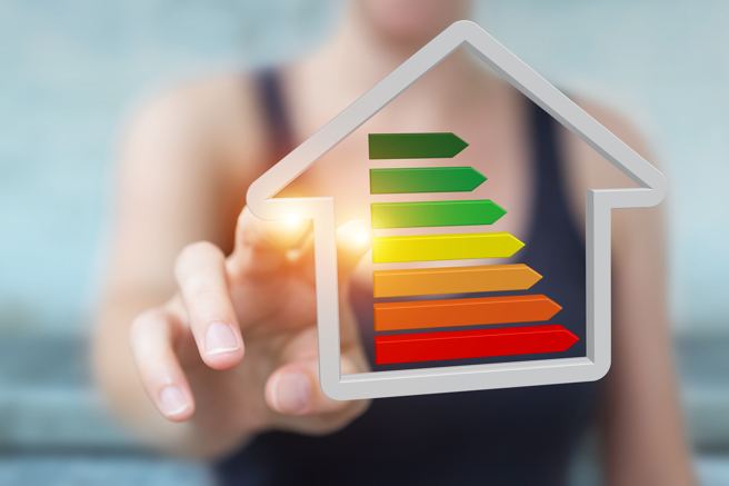 随着减碳节能思想普及，近一年内「节能家电」的热门关键字，民眾高度关注讨论用电、减碳、汰换等。（图／Shutterstock）